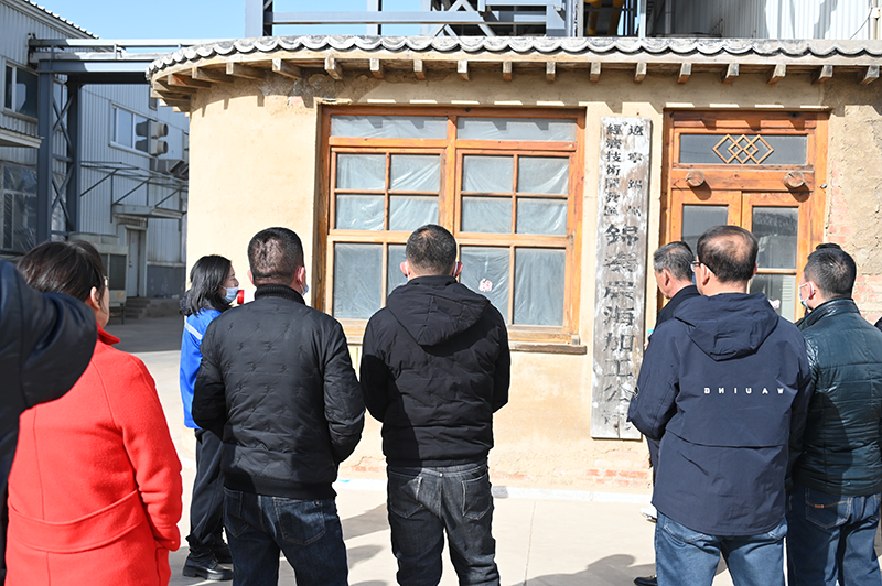 連山區(qū)基層農(nóng)技推廣補(bǔ)助項(xiàng)目農(nóng)技人員到公司考察